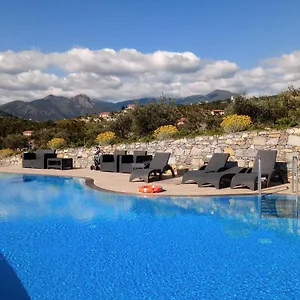 Leccino Con Piscina - Riva Trigoso Sestri Levante